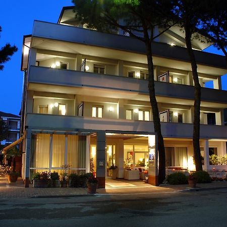 Hotel Eros Residence Cervia Ngoại thất bức ảnh