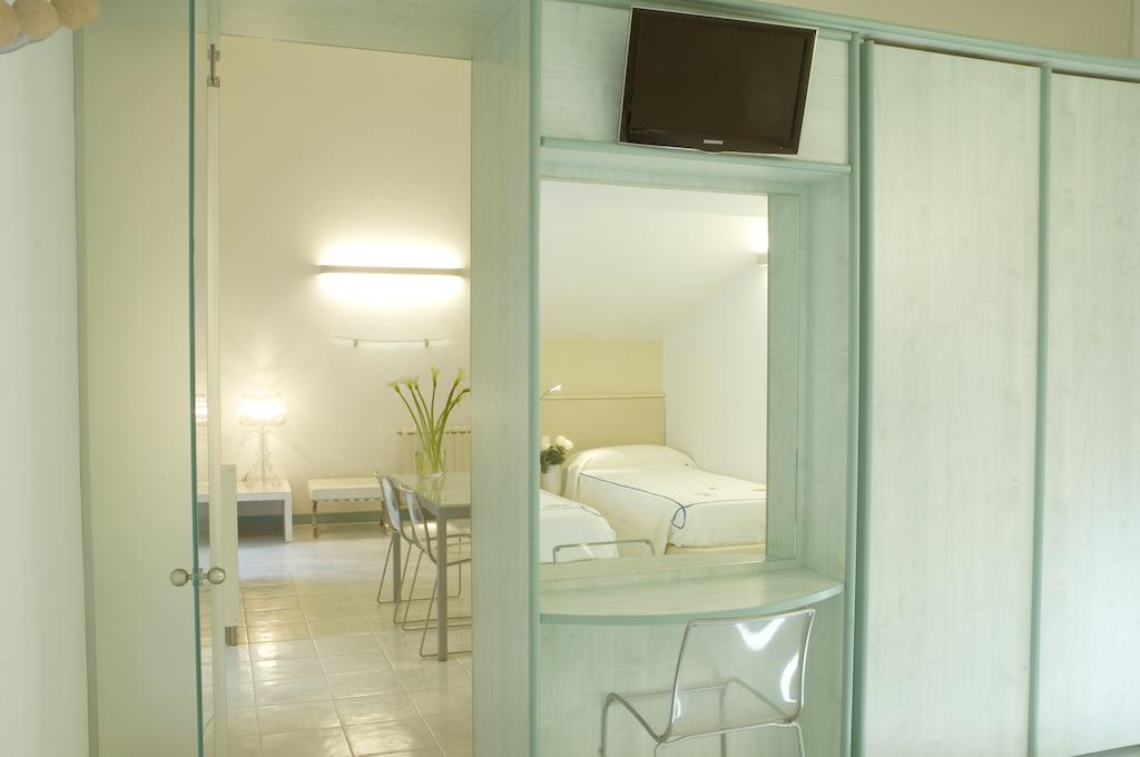 Hotel Eros Residence Cervia Ngoại thất bức ảnh